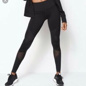 VS knockout leggings